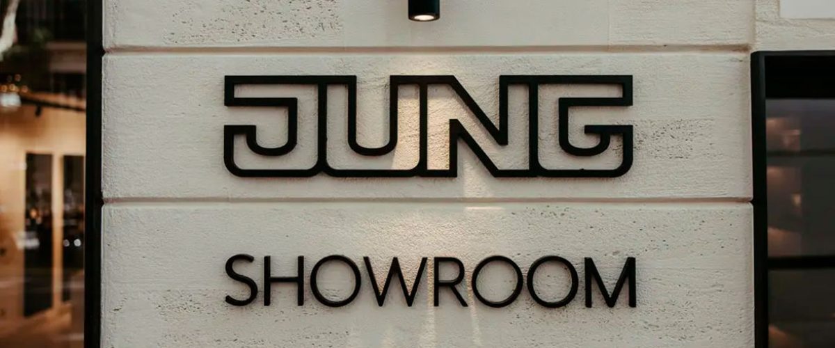 portada_entrada_showroom-jung